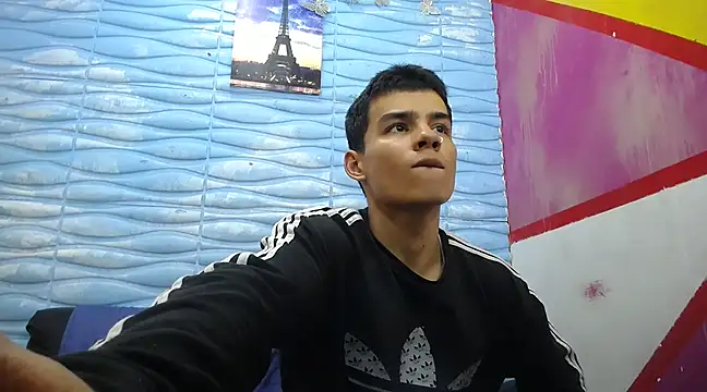 Snapshot of seigfried0 chatting on 03-03-25, 07:28 seigfried0 online show from 03-03-25, 07:28