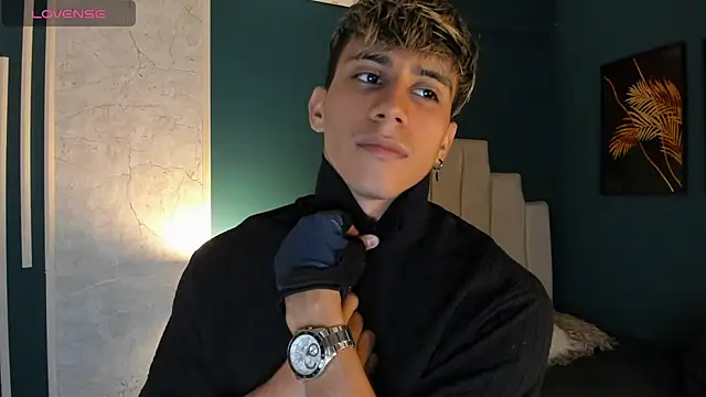 Allex Cano online show from 03-03-25, 03:08