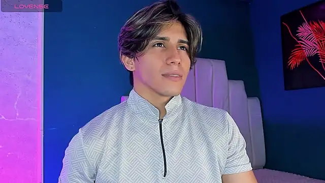 Allex Cano online show from 10-10-25, 03:38