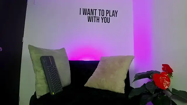 Zamira Taylor online show from 02-28-25, 07:14