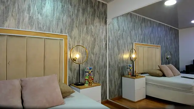 Snapshot of NahomyCarther chatting on 12-14-25, 03:56 NahomyCarther online show from 12-14-25, 03:56