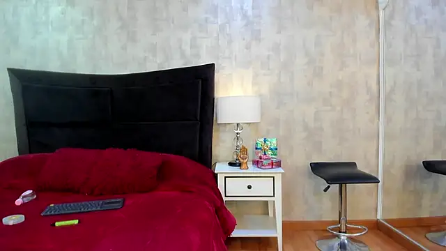 Snapshot of NahomyCarther chatting on 12-16-25, 03:22 NahomyCarther online show from 12-16-25, 03:22