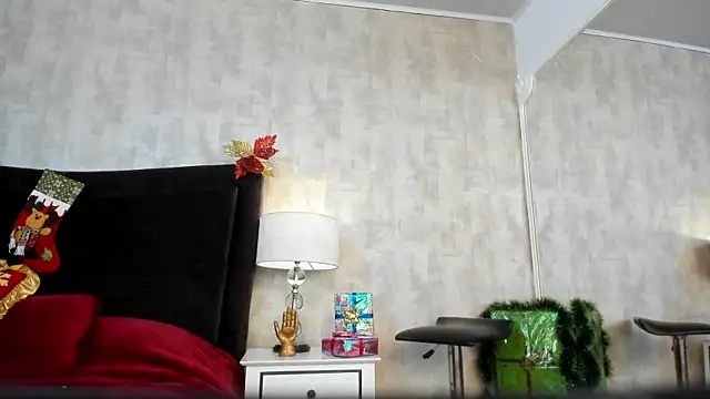 NahomyCarther online show from 12-20-25, 03:46