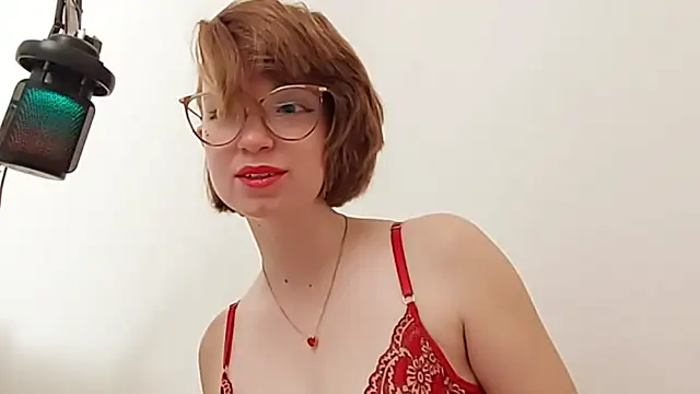 Elise Nyx online show from 09-20-25, 01:45