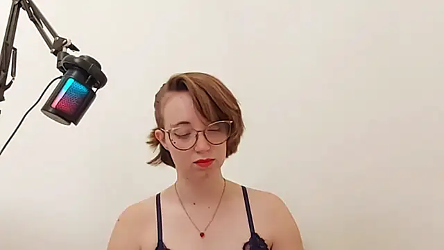 Elise Nyx online show from 09-26-25, 01:59