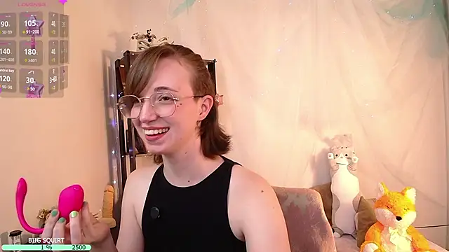 Snapshot of Elise_Nyx chatting on 04-29-26, 07:31 Elise Nyx online show from 04-29-26, 07:31