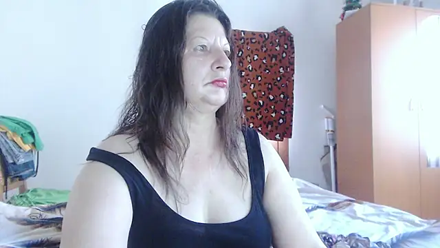 Snapshot of ExtasyMature chatting on 06-26-26, 05:56 ExtasyMature online show from 06-26-26, 05:56