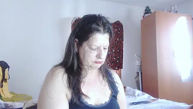 Snapshot of ExtasyMature chatting on 06-29-26, 05:25 ExtasyMature online show from 06-29-26, 05:25