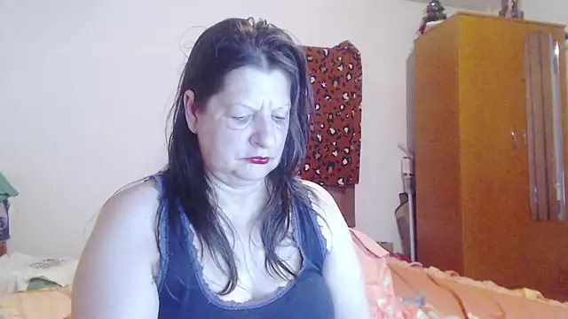Snapshot of ExtasyMature chatting on 07-13-26, 06:11 ExtasyMature online show from 07-13-26, 06:11