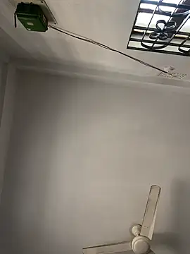 everlustman  online show from 02-18-25, 07:32