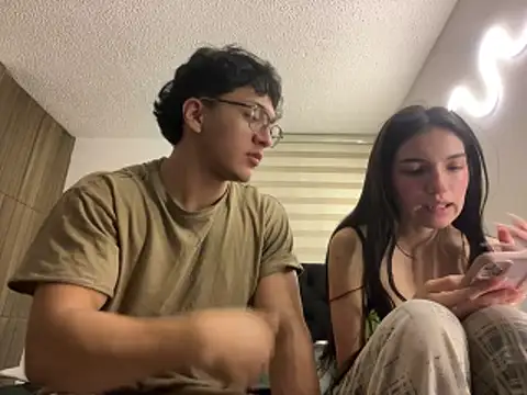 DesireLuxe online show from 03-17-26, 05:55