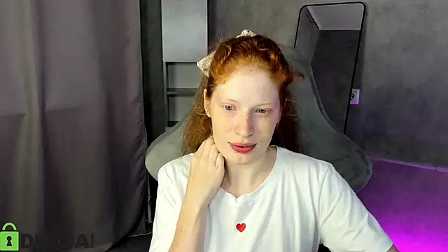 Snapshot of Sandra_Wi1son chatting on 09-18-25, 01:40 Sandra Wi1son online show from 09-18-25, 01:40
