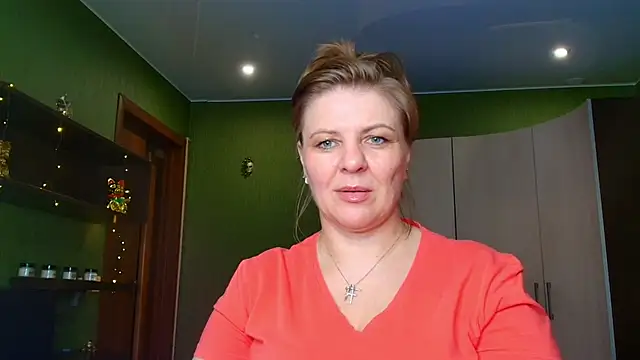 VeronikawGold online show from 05-16-26, 11:20