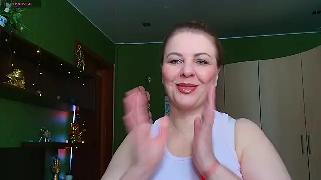 VeronikawGold online show from 07-18-26, 07:12