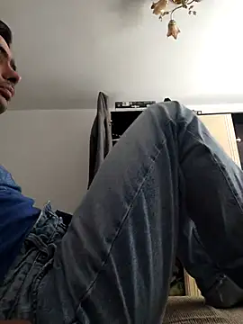 andreiiiii2025 online show from 04-28-26, 08:30