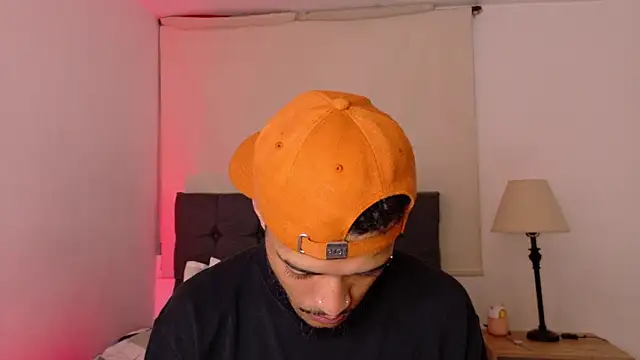 eross chipre  online show from 04-05-26, 03:15