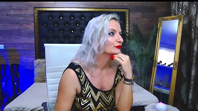 Snapshot of LadyTouch chatting on 03-13-25, 11:59 LadyTouch online show from 03-13-25, 11:59