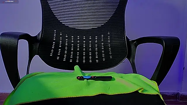 Donathoo1 online show from 03-17-25, 05:16