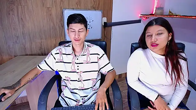 Snapshot of katty_And_alex chatting on 02-26-25, 11:41 katty And alex online show from 02-26-25, 11:41