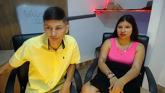 Snapshot of katty_And_alex chatting on 02-27-25, 11:20 katty And alex online show from 02-27-25, 11:20