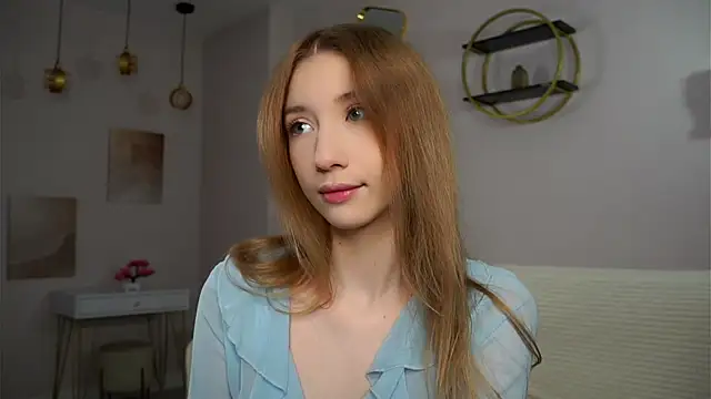 SunnivaCovil online show from 09-17-25, 01:46