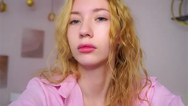 SunnivaCovil online show from 02-15-26, 02:36