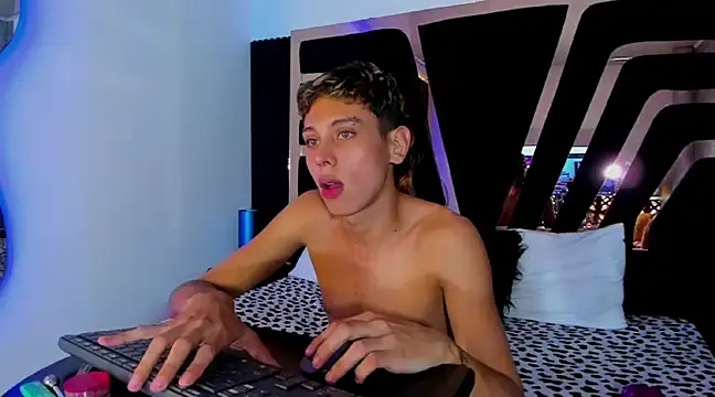 Noahoconor online show from 02-28-25, 04:20