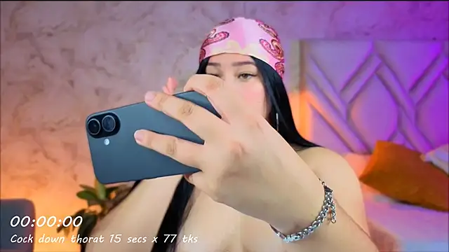 Snapshot of Leaa_Cox chatting on 07-08-26, 11:20 Leaa Cox online show from 07-08-26, 11:20