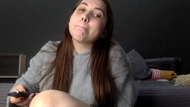 Snapshot of bysinka18 chatting on 05-14-26, 06:26 bysinka18 online show from 05-14-26, 06:26