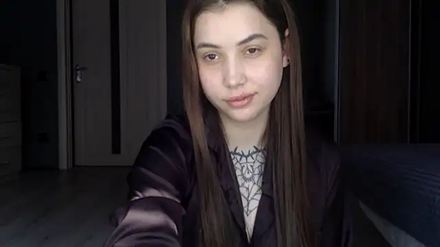 Snapshot of bysinka18 chatting on 05-25-26, 09:15 bysinka18 online show from 05-25-26, 09:15