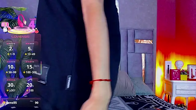 Tyla Ks online show from 10-06-25, 07:44