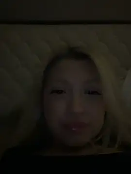 laraaaaaa online show from 03-17-25, 10:06