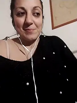 Snapshot of sokiee chatting on 03-12-25, 07:49 sokiee online show from 03-12-25, 07:49