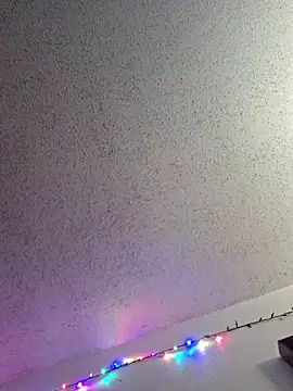 Smallone327 online show from 12-14-25, 04:40