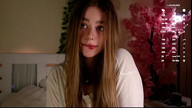 EmilaMills online show from 05-24-26, 12:15