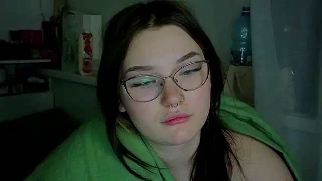 milliedoll online show from 10-19-25, 12:39