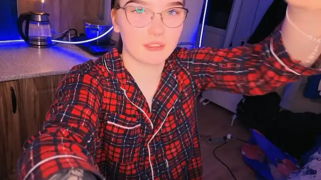 milliedoll online show from 01-31-26, 09:02