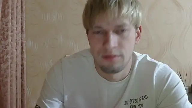 Snapshot of frama666 chatting on 05-06-26, 08:36 frama666 online show from 05-06-26, 08:36