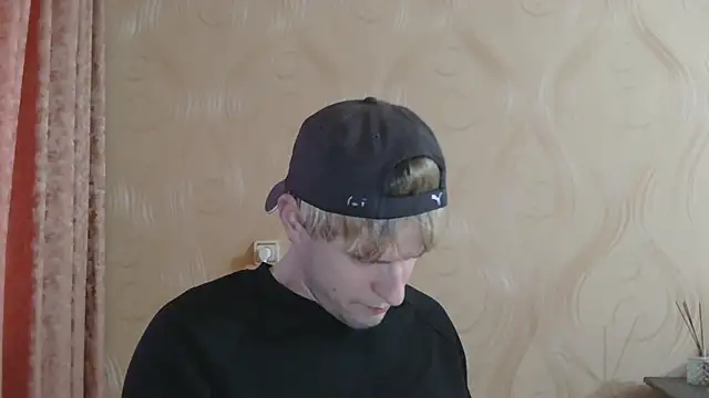 Snapshot of frama666 chatting on 05-27-26, 06:16 frama666 online show from 05-27-26, 06:16