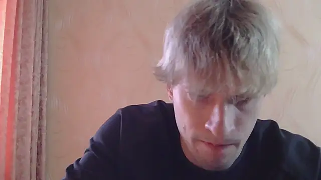 Snapshot of frama666 chatting on 05-31-26, 04:14 frama666 online show from 05-31-26, 04:14