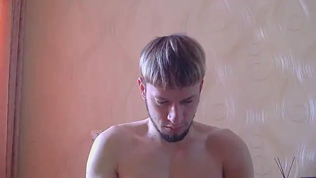 Snapshot of frama666 chatting on 07-06-26, 08:00 frama666 online show from 07-06-26, 08:00