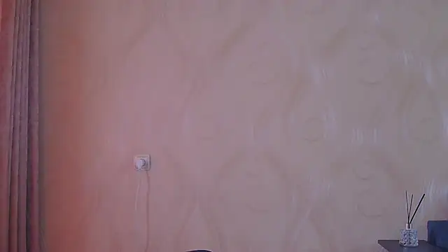 Snapshot of frama666 chatting on 07-27-26, 08:54 frama666 online show from 07-27-26, 08:54