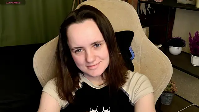 Luna Loveee online show from 03-17-25, 03:47