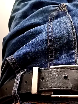 magrinhogostoso696 online show from 09-14-25, 12:10