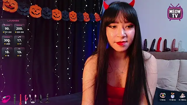 miyakimi0101 online show from 10-27-25, 02:04