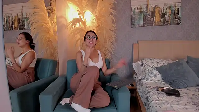 Lucia Brown  online show from 03-05-26, 03:30