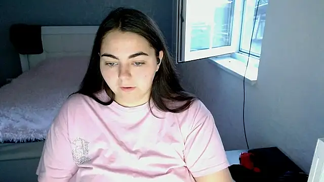Snapshot of kitsune_8 chatting on 07-16-26, 03:23 kitsune 8 online show from 07-16-26, 03:23