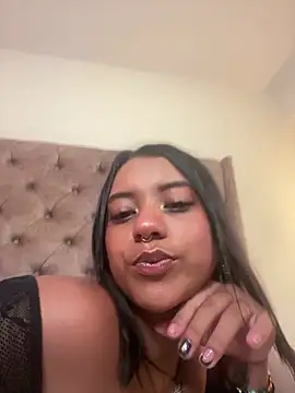 Snapshot of regina_noctixx chatting on 05-25-26, 12:38 regina noctixx online show from 05-25-26, 12:38