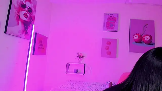 Selene bennet online show from 02-28-26, 03:40