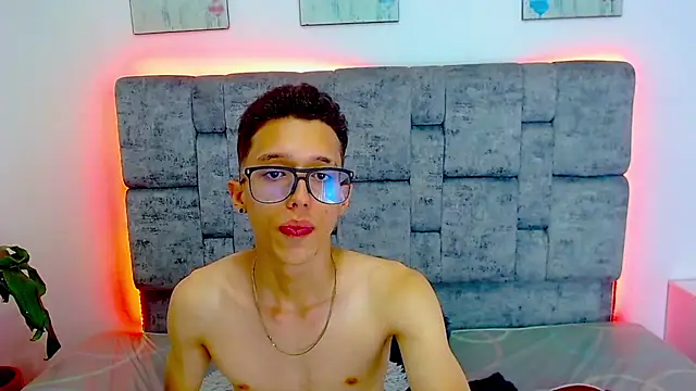 skinny bigcock02 online show from 02-24-25, 07:30